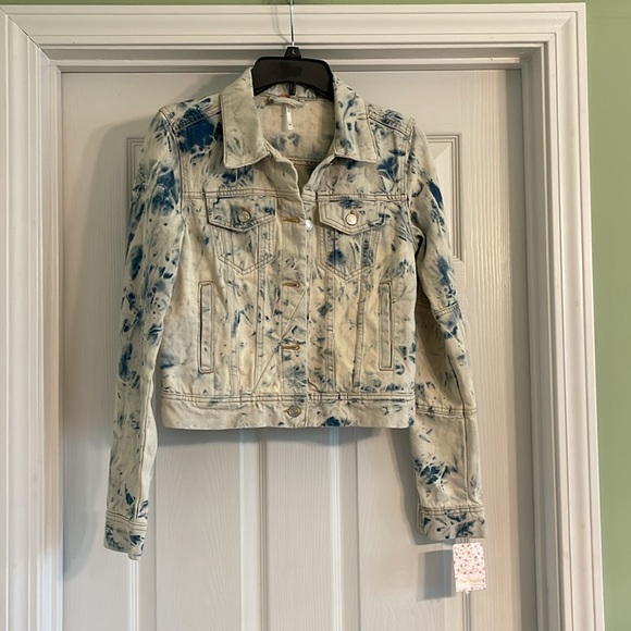 NWT Free People Jones tie-dyed denim jacket size XS - Picture 3 of 8